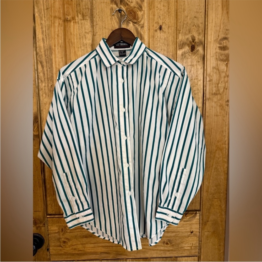 Liz, Thomas ladies size medium, button-down, long sleeve dress/casual shirt